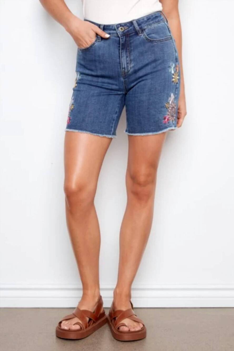 NEW CHARLIE B women's embroidered stretch denim shorts in med blue
